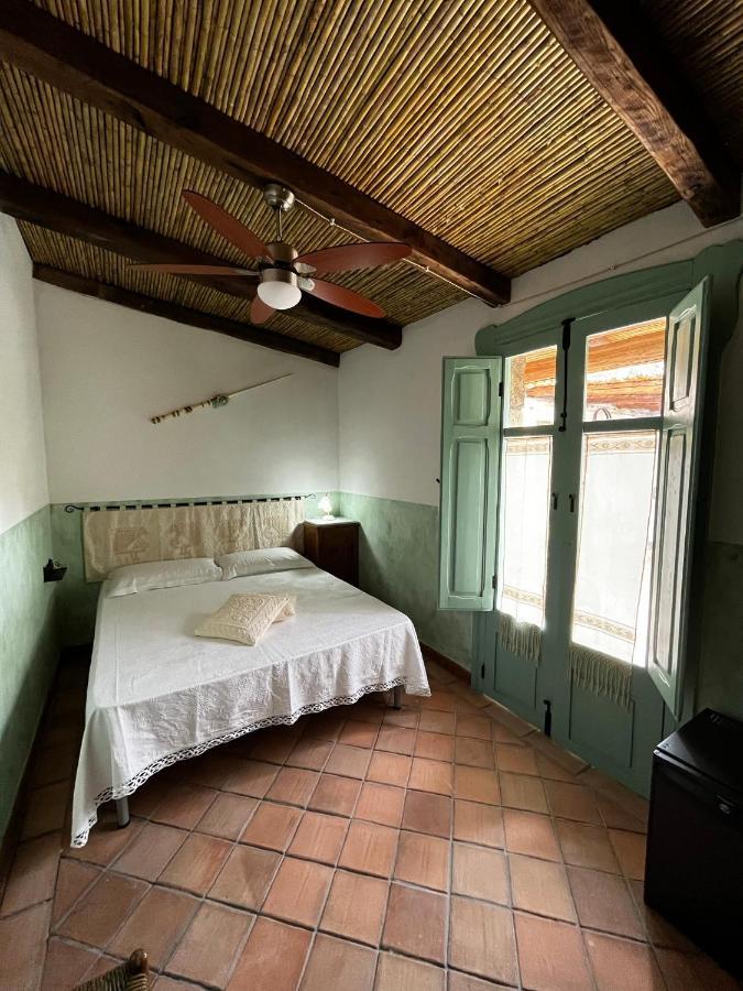 奥里斯塔诺 Graziosa Stanza Campidanese Su Terzu旅馆 外观 照片